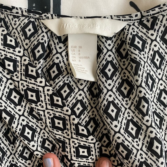 Pattern tee - Picture 2 of 4